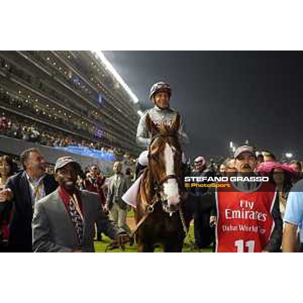 California Chrome with Victor Espinoza up and connection after winning the Dubai World Cup. Dubai - Meydan racecourse,26th march 2016 ph.Frank Sorge/Grasso
