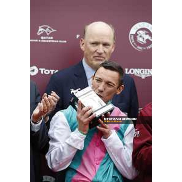 Frankie Dettori on Enable wins the Qatar Arc de Triomphe Chantilly, 1st october 2017 ph.Stefano Grasso
