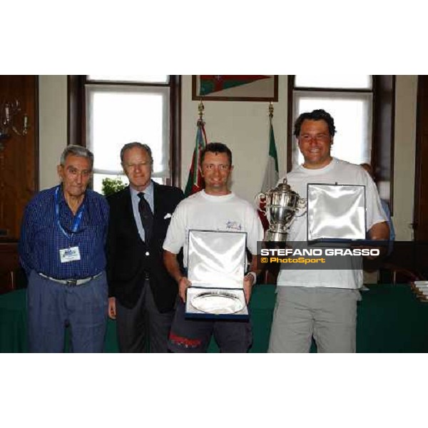 \'Castelli e Negri(Ita 7382) receive from Sergio Gaibisso, President of Federazione Italiana Vela and Giorgio Gefter Wondrich, President of Yacht Club Adriaco, the Tito Nordio Cup 2003 Triest, may 19 2003-ph.Stefano Grasso\'