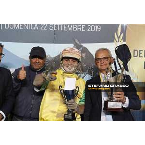 Alessandro Gocciadoro and Vivid Wise As win the Gran Premio Turilli - Trofeo Mimì Alla Ferrovia Napoli - Agnano, 22 settembre 2019 Ph.Stefano Grasso/Ippodromi Partenopei