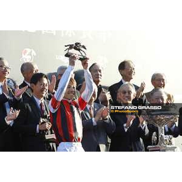 LHKIR 2019 - Longines Hong Kong Cup - M Matsuoka on Win Bright - Hong Kong, Sha Tin Racecourse - 8 December 2019 - ph.Stefano Grasso/Longines