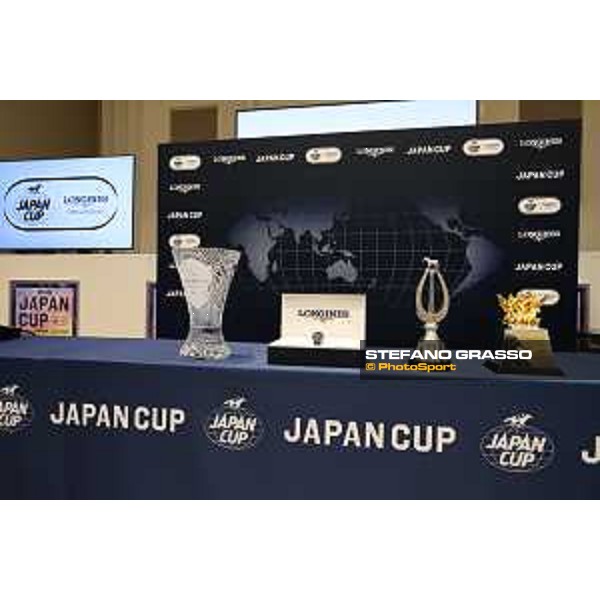 Japan Cup of Tokyo - - Tokyo, Fuchu Racecourse - 23 November 2023 - ph.Stefano Grasso/Longines Longines watch and trophies